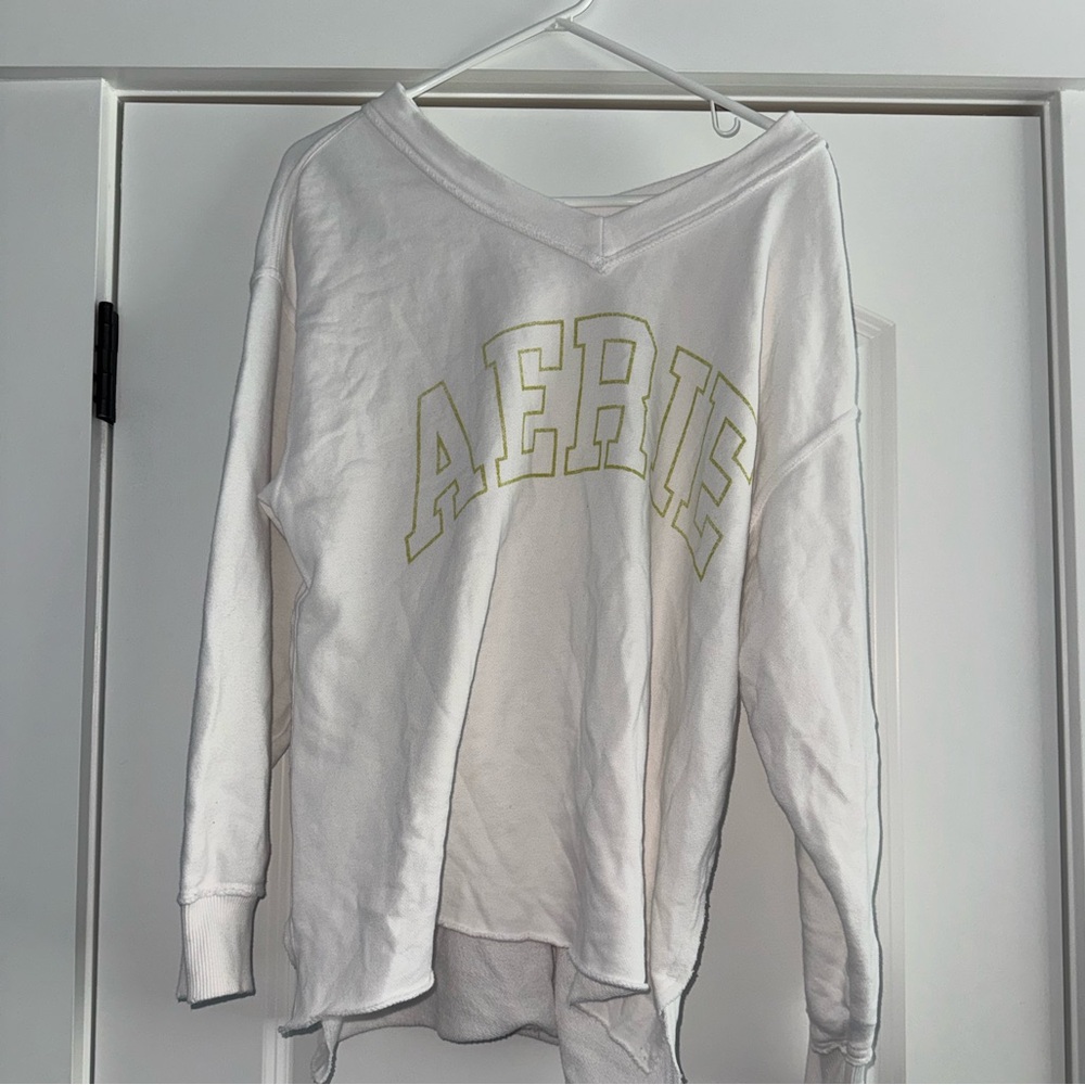 Aerie v- neck oversized White Sweatshirt